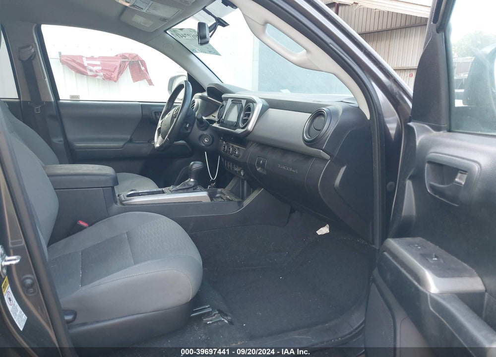 2017 TOYOTA TACOMA DOUBLE CAB/SR5/TRD SPORT VIN: 3TMBZ5DN2HM007042