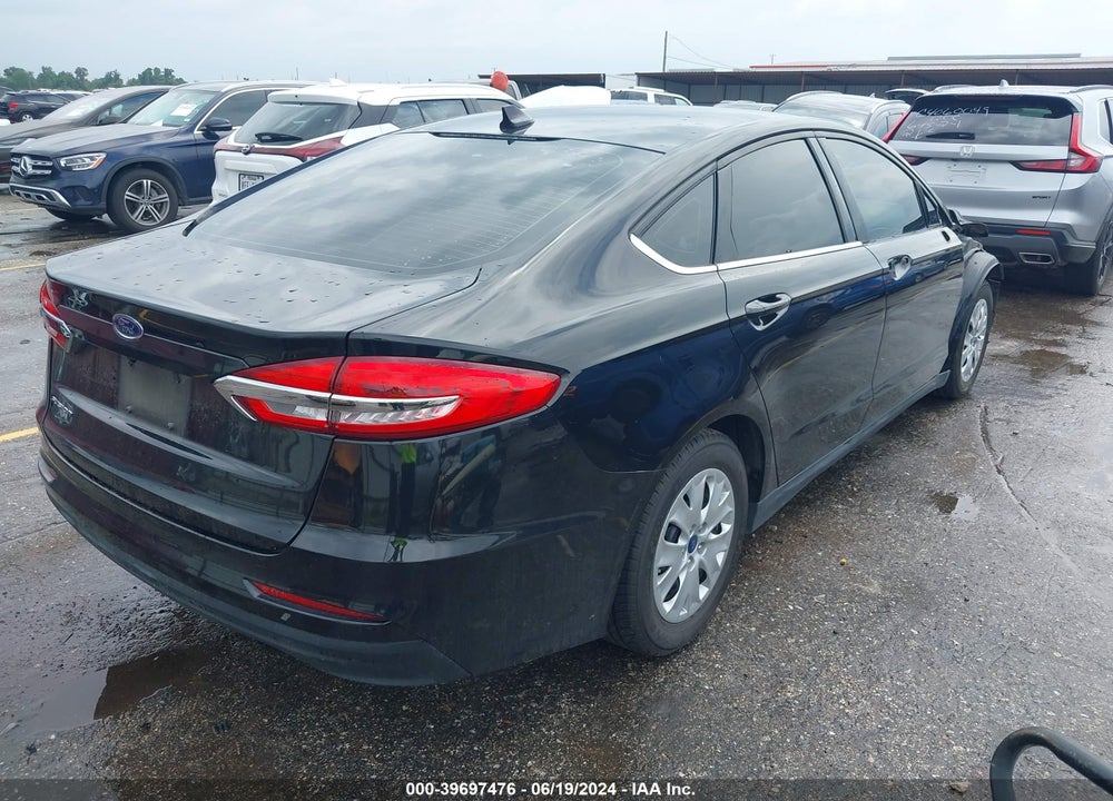 2020 FORD FUSION S VIN: 3FA6P0G75LR135509