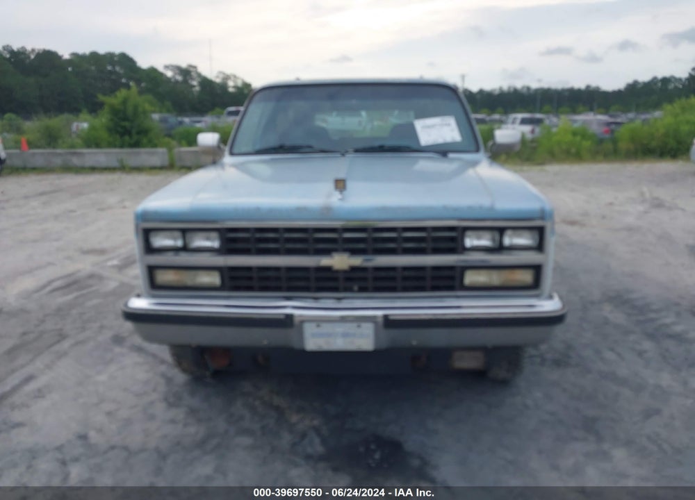 1990 CHEVROLET SUBURBAN V1500 VIN: 1GNEV16KXLF109239