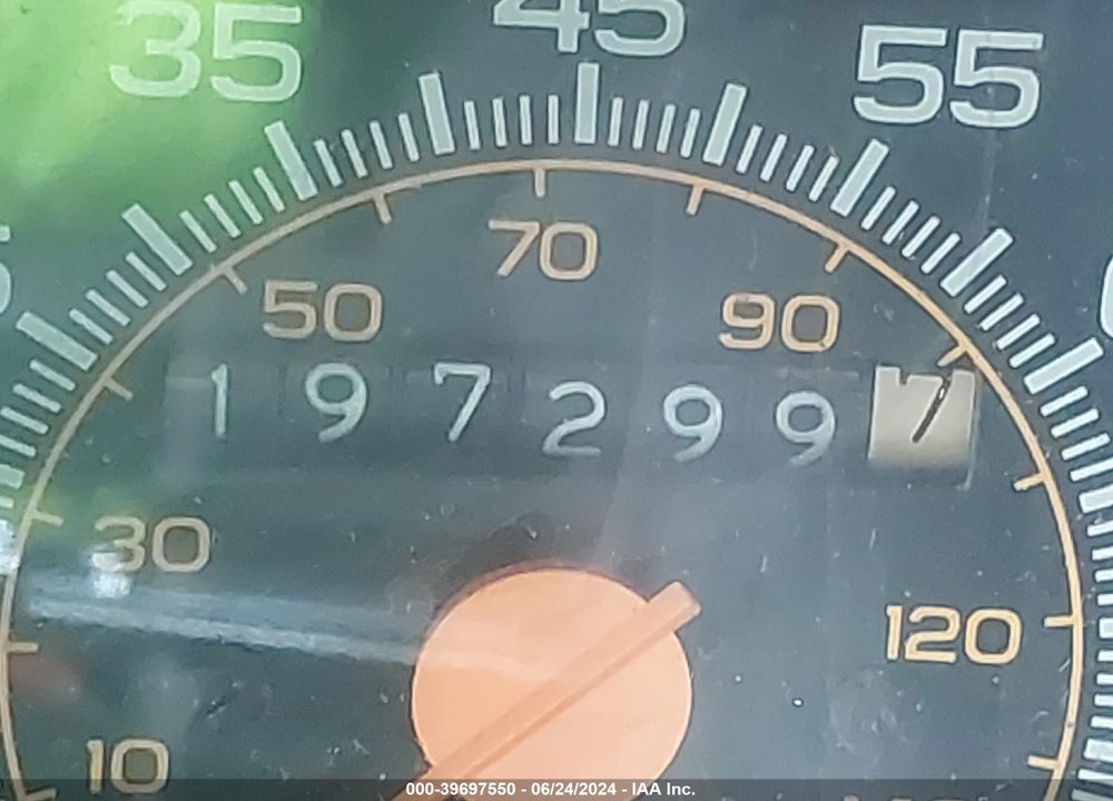 1990 CHEVROLET SUBURBAN V1500 VIN: 1GNEV16KXLF109239