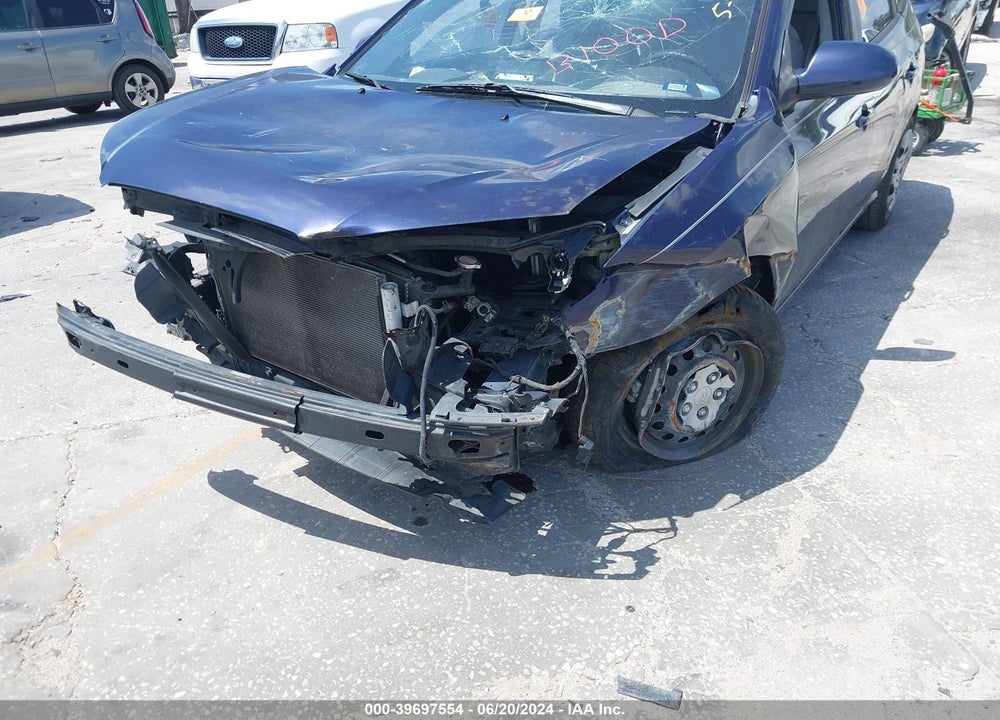 2010 HYUNDAI ELANTRA GLS VIN: KMHDU4AD5AU972620