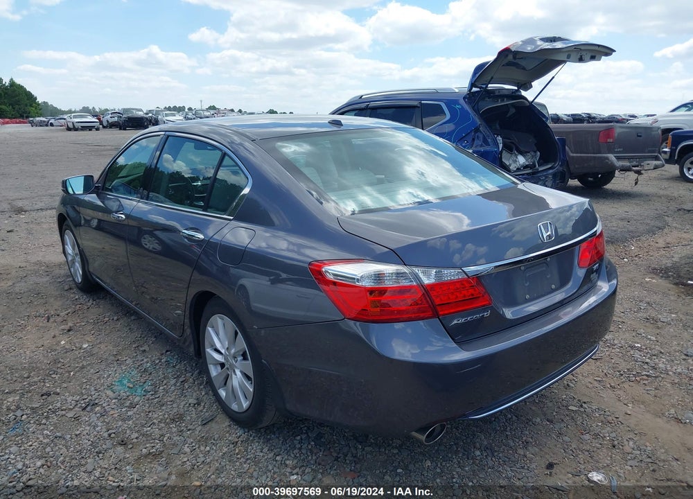 2013 HONDA ACCORD EX-L V-6 VIN: 1HGCR3F82DA011665