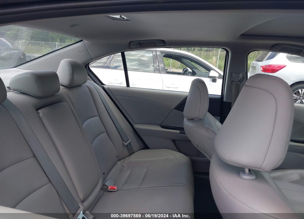 2013 HONDA ACCORD EX-L V-6 VIN: 1HGCR3F82DA011665