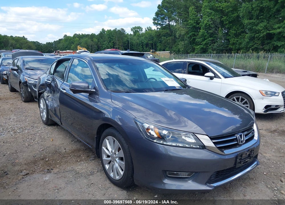 2013 HONDA ACCORD EX-L V-6 VIN: 1HGCR3F82DA011665