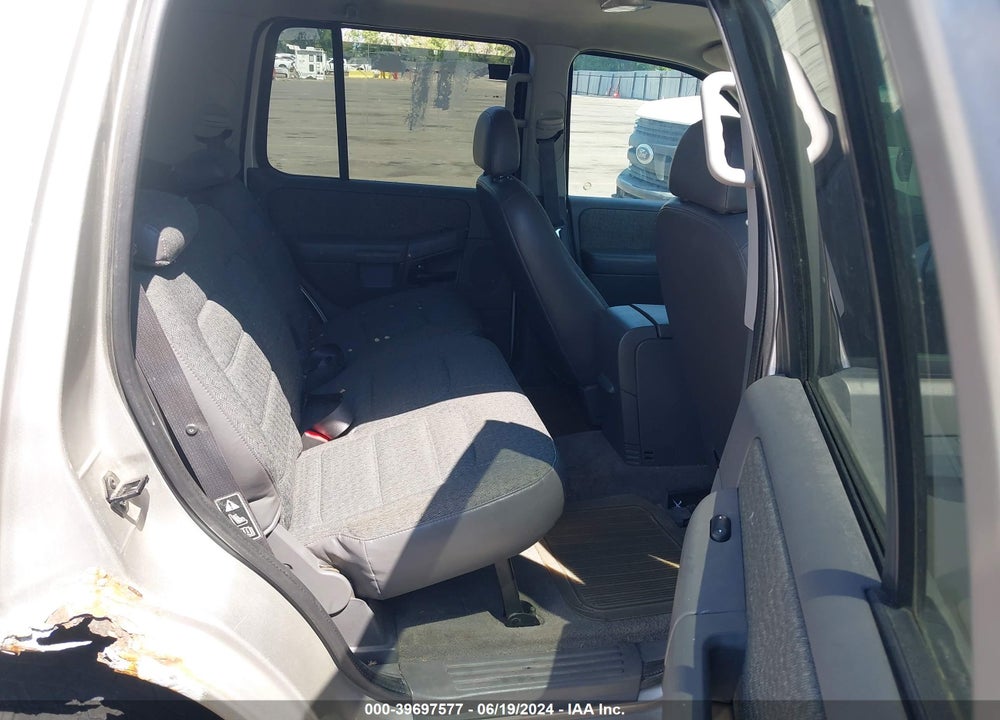 2002 FORD EXPLORER XLS VIN: 1FMZU72E92ZC31664