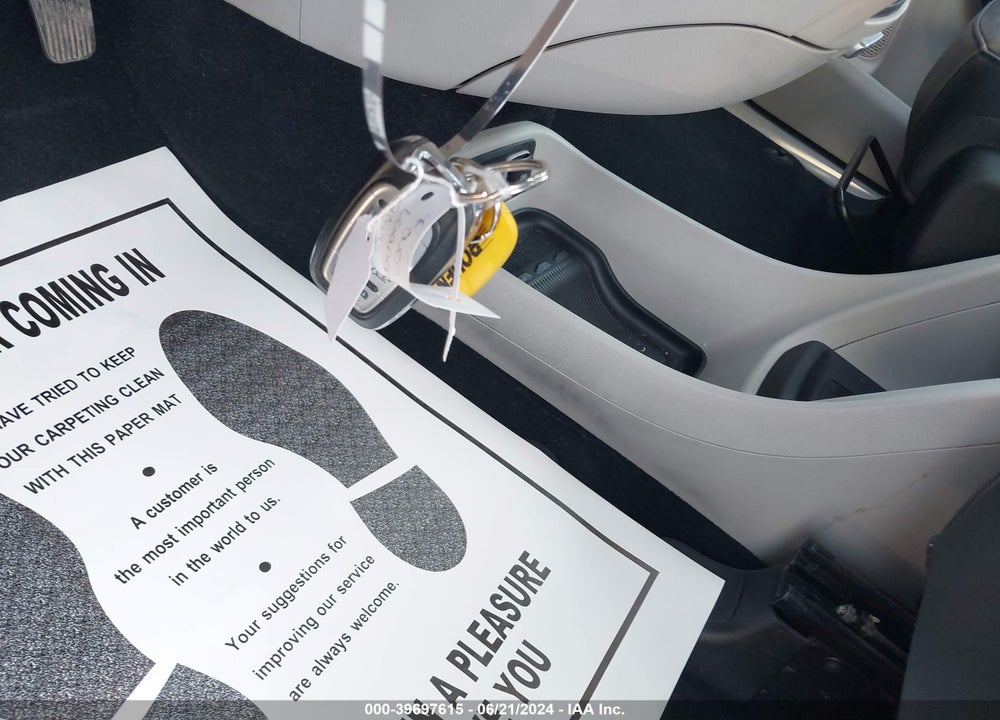 2018 CHRYSLER PACIFICA TOURING L VIN: 2C4RC1BG3JR269390