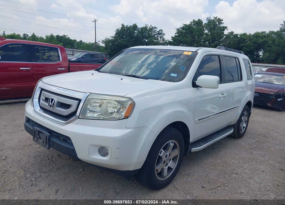 2011 HONDA PILOT TOURING VIN: 5FNYF3H91BB021062