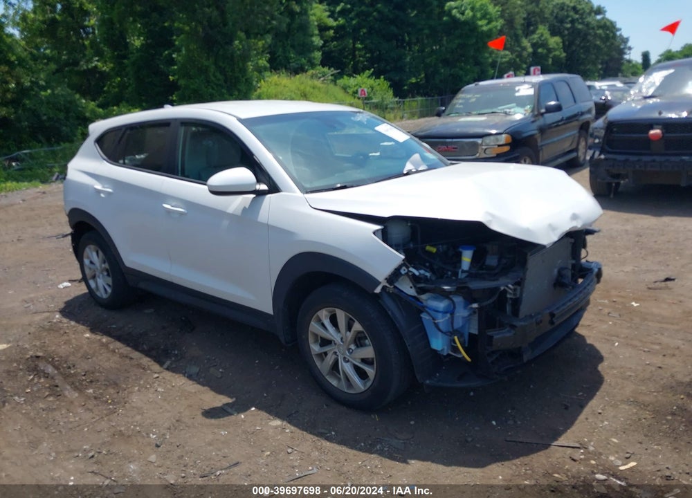 2020 HYUNDAI TUCSON SE VIN: KM8J2CA40LU242331