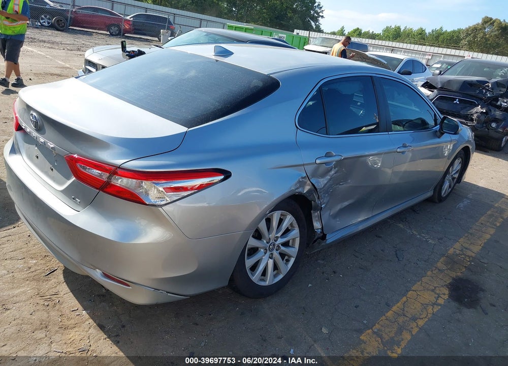 2020 TOYOTA CAMRY LE VIN: 4T1C11AK8LU892166