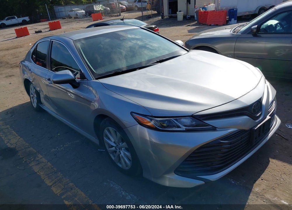 2020 TOYOTA CAMRY LE VIN: 4T1C11AK8LU892166