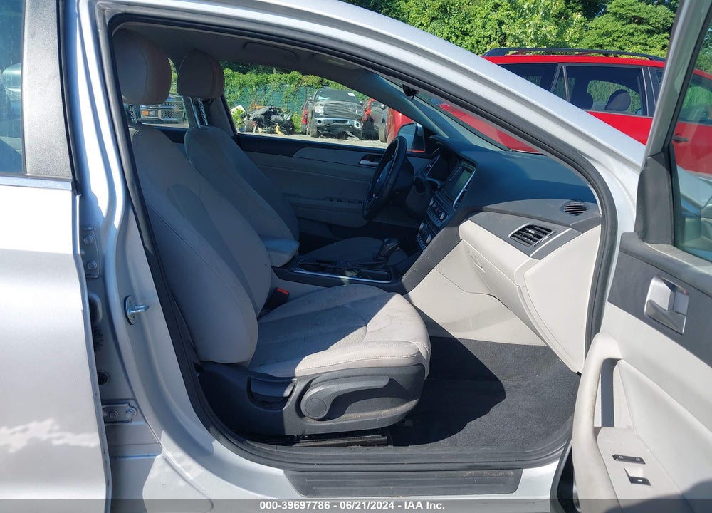 2018 HYUNDAI SONATA SEL VIN: 5NPE34AFXJH685054