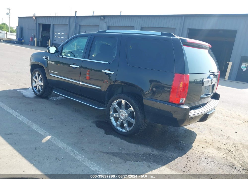 2008 CADILLAC ESCALADE STANDARD VIN: 1GYFK63818R253533