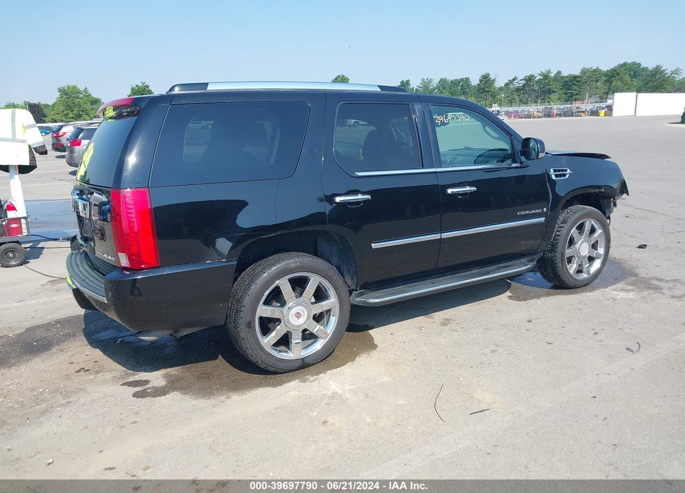 2008 CADILLAC ESCALADE STANDARD VIN: 1GYFK63818R253533