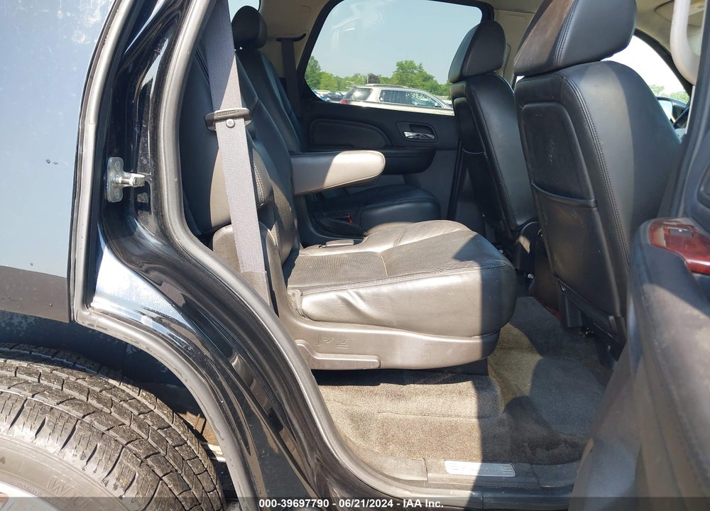 2008 CADILLAC ESCALADE STANDARD VIN: 1GYFK63818R253533