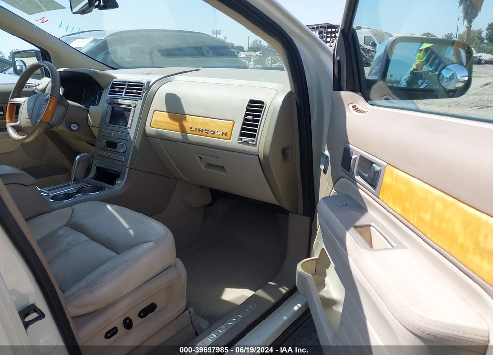 2007 LINCOLN MKX VIN: 2LMDU68C67BJ17520