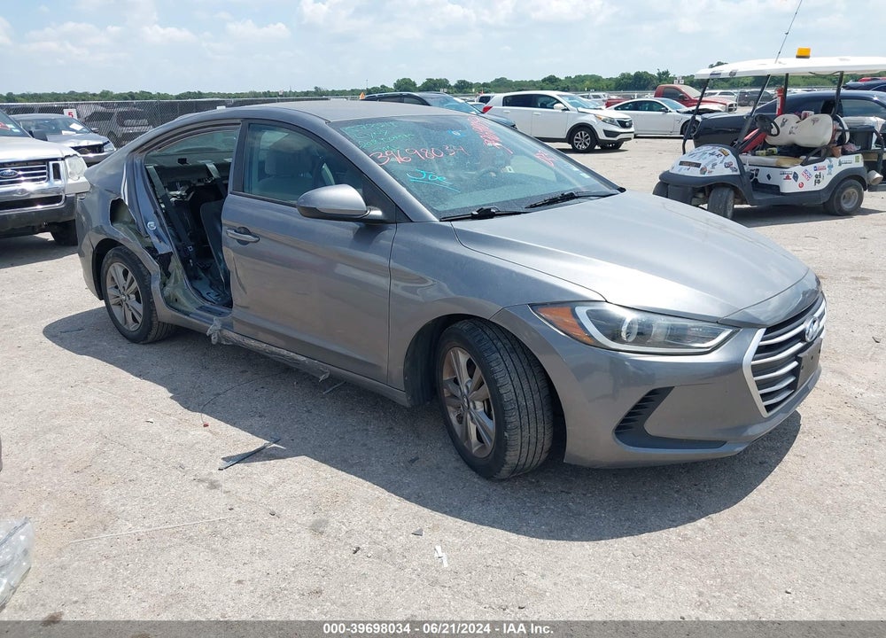2018 HYUNDAI ELANTRA SEL VIN: 5NPD84LF8JH244162