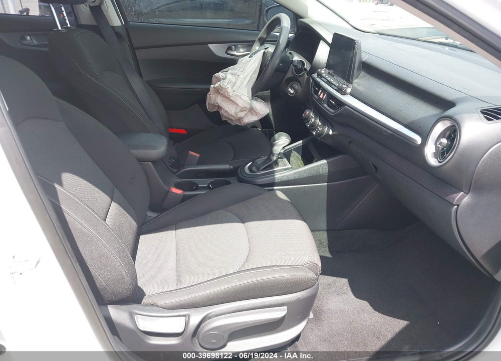 2022 KIA FORTE LXS VIN: 3KPF24AD5NE456586