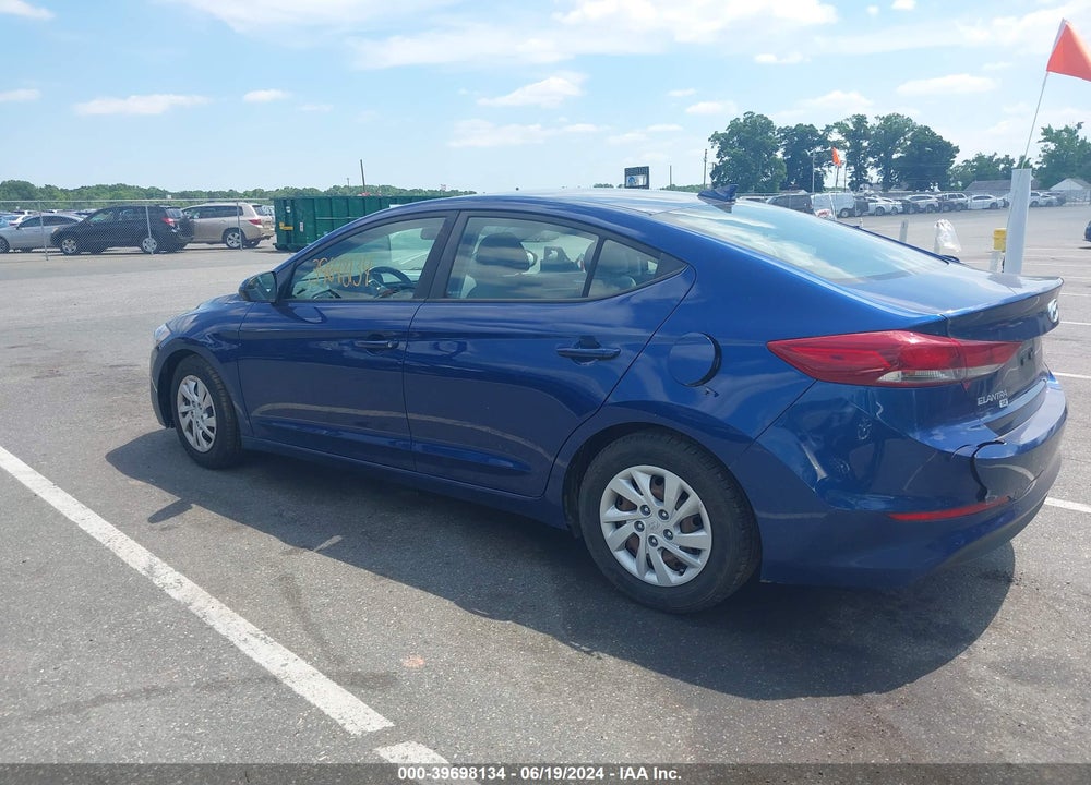 2018 HYUNDAI ELANTRA SE VIN: 5NPD74LF7JH390233