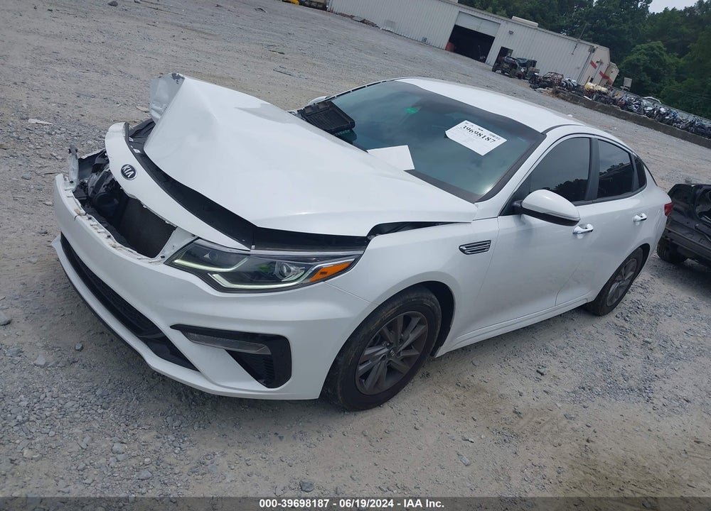 2020 KIA OPTIMA LX VIN: 5XXGT4L33LG413892
