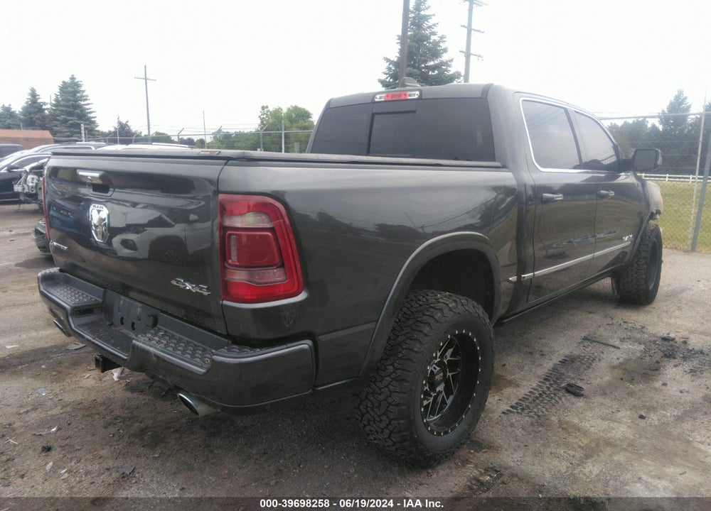 2019 RAM 1500 LIMITED 4X4 5'7 BOX VIN: 1C6SRFHT3KN557756