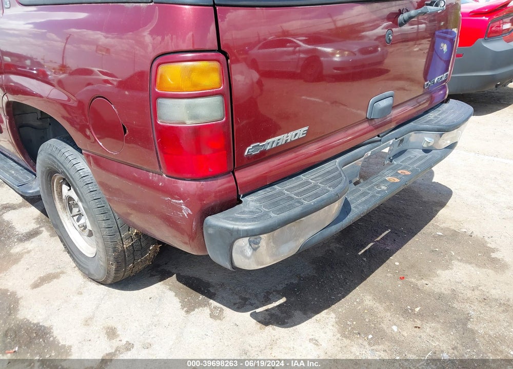 2001 CHEVROLET TAHOE LS VIN: 1GNEC13TX1R154339