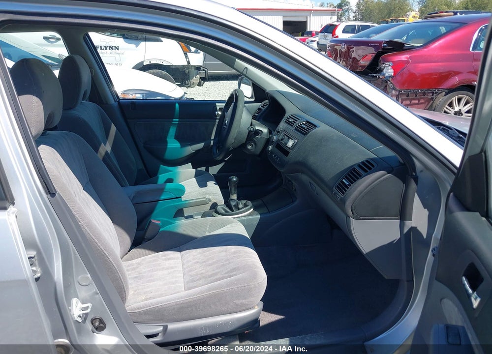 2004 HONDA CIVIC EX VIN: JHMES25714S001880