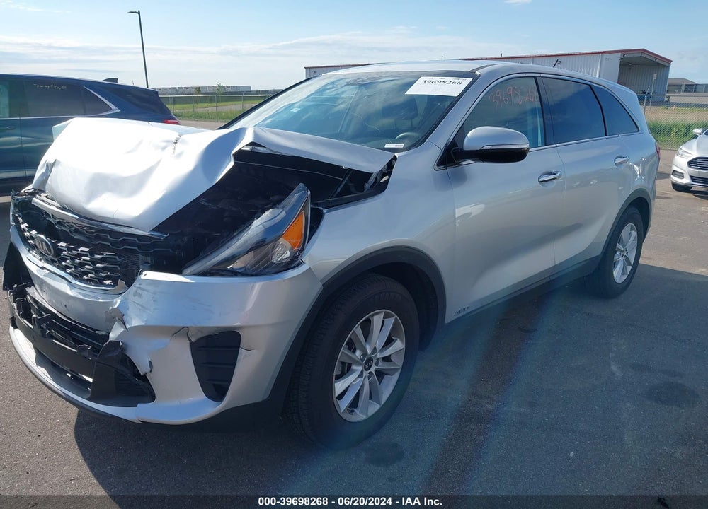 2019 KIA SORENTO 3.3L LX VIN: 5XYPGDA52KG566623