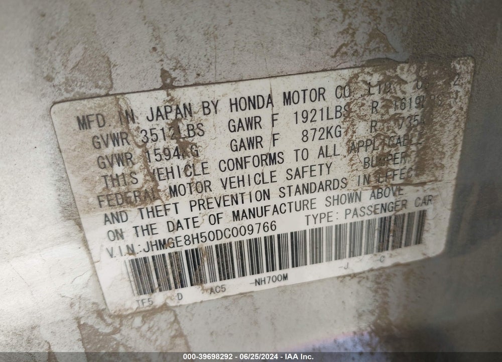 2013 HONDA FIT SPORT VIN: JHMGE8H50DC009766