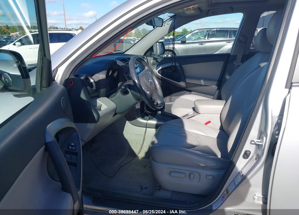 2008 TOYOTA RAV4 VIN: JTMBK31V586035785