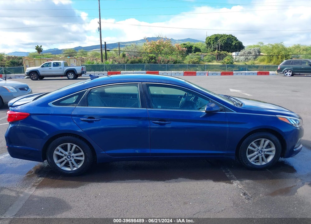 2015 HYUNDAI SONATA SE VIN: 5NPE24AFXFH183901