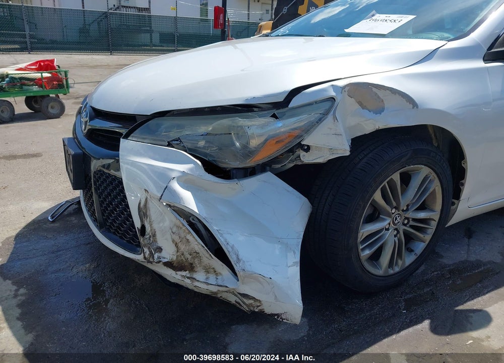 2016 TOYOTA CAMRY SE VIN: 4T1BF1FK3GU543217