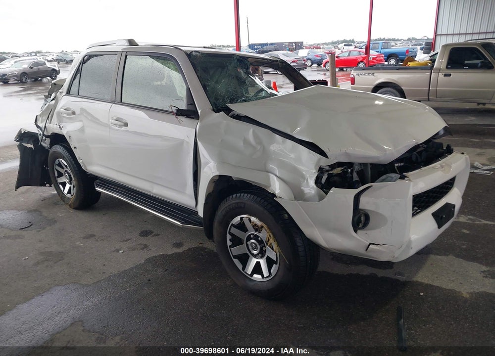 2014 TOYOTA 4RUNNER VIN: JTEZU5JR8E5071961