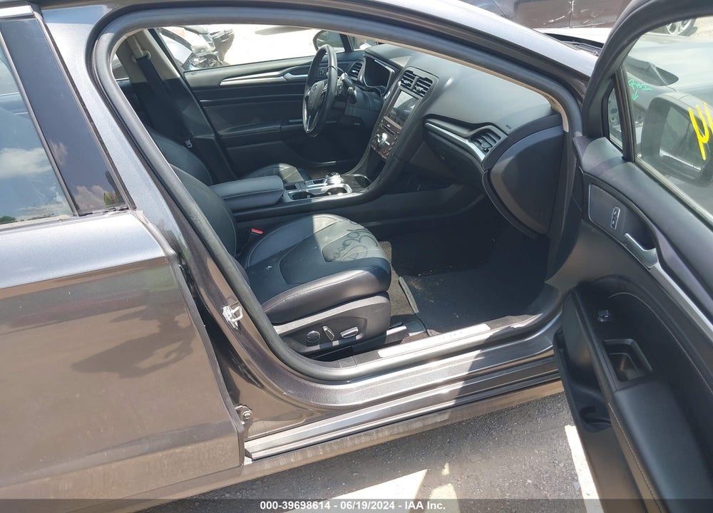 2018 FORD FUSION TITANIUM VIN: 3FA6P0D9XJR234040