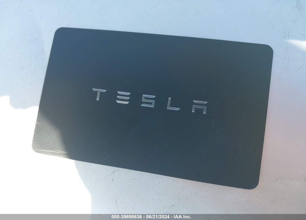 2024 TESLA MODEL Y LONG RANGE DUAL MOTOR ALL-WHEEL DRIVE VIN: 7SAYGAEE1RF991798