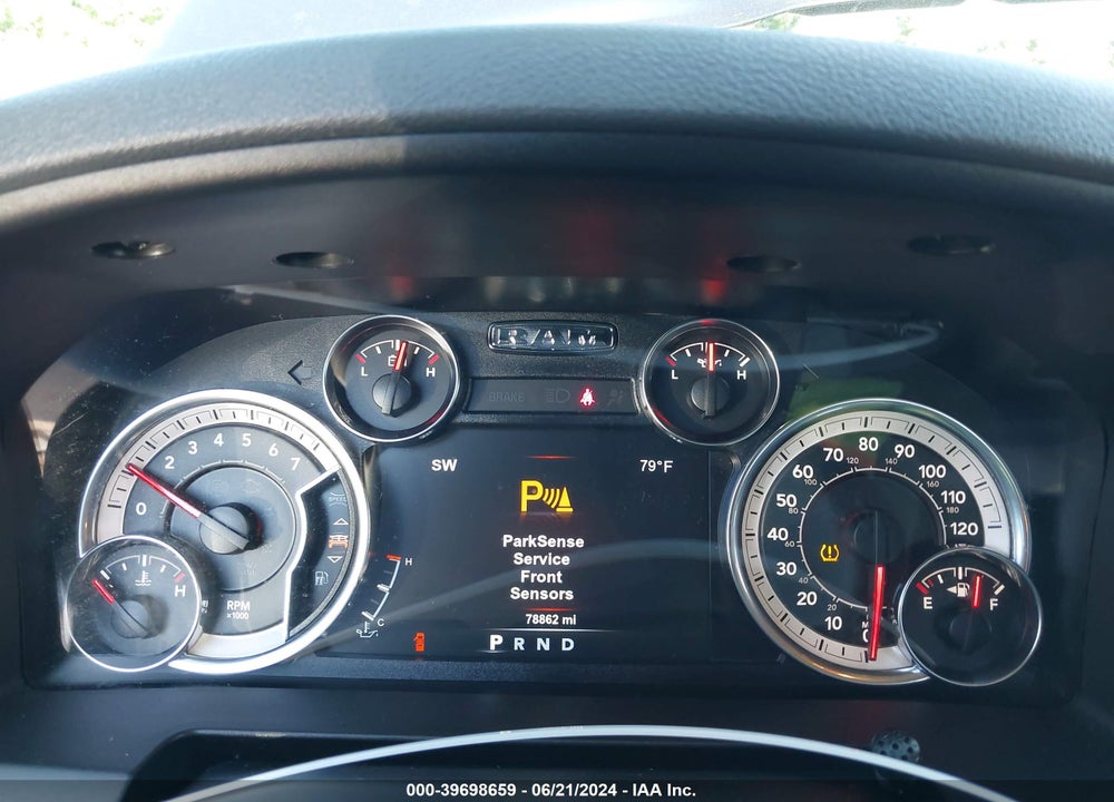 2018 RAM 1500 BIG HORN QUAD CAB 4X4 6'4 BOX VIN: 1C6RR7GT1JS216166