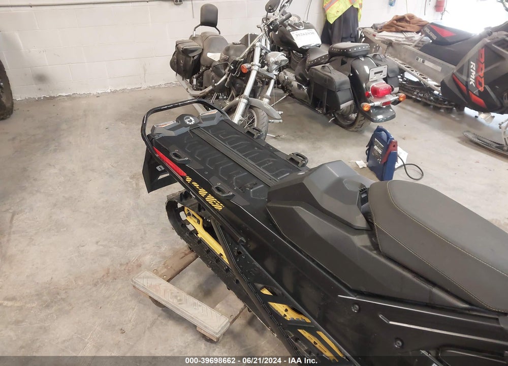 2023 SKI DOO SUMMIT NEO PLUS VIN: 2BPSTVPA6PV000197