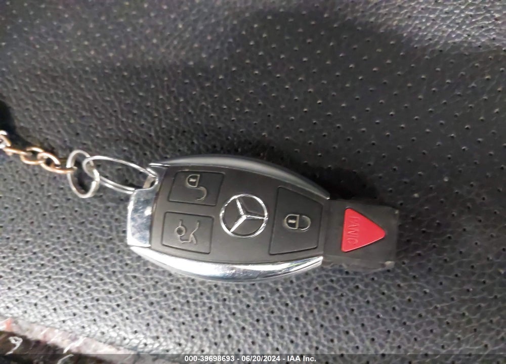 2008 MERCEDES-BENZ C 300 LUXURY 4MATIC/SPORT 4MATIC VIN: WDDGF81X58F179187