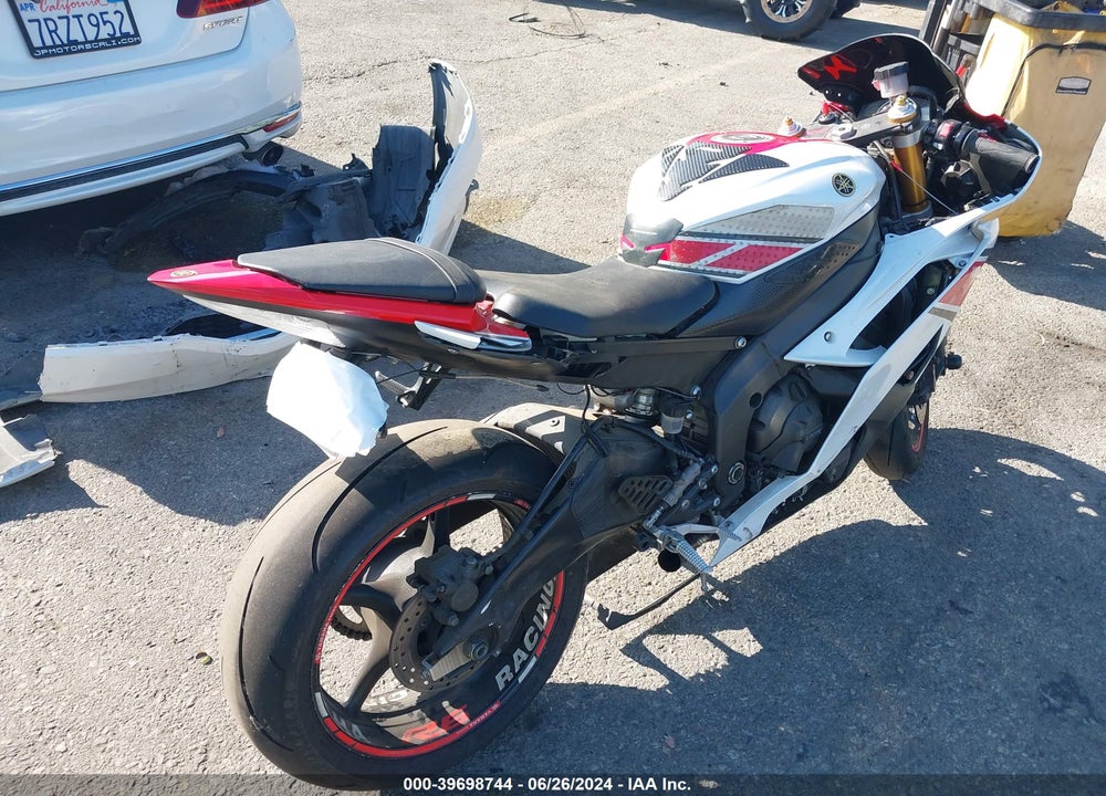 2012 YAMAHA YZFR6 VIN: JYARJ16E7CA026151