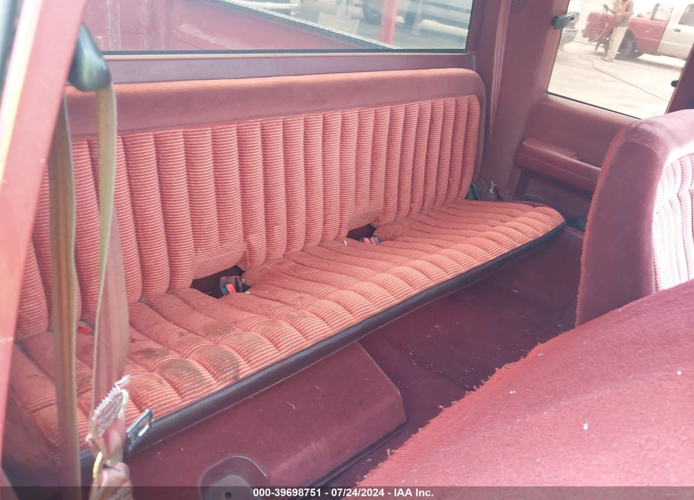 1990 CHEVROLET GMT-400 C1500 VIN: 2GCEC19K1L1195803