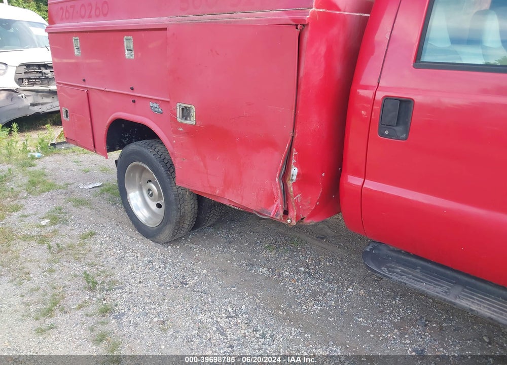 2005 FORD F-450 XL/XLT VIN: 1FDXF46P85EA35111
