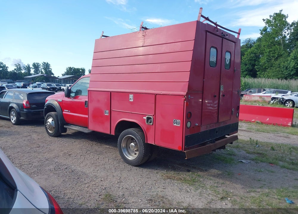 2005 FORD F-450 XL/XLT VIN: 1FDXF46P85EA35111