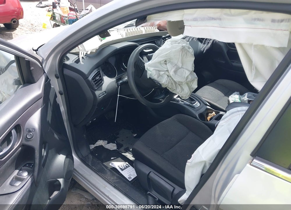 2018 NISSAN ROGUE SPORT S VIN: JN1BJ1CP4JW500510