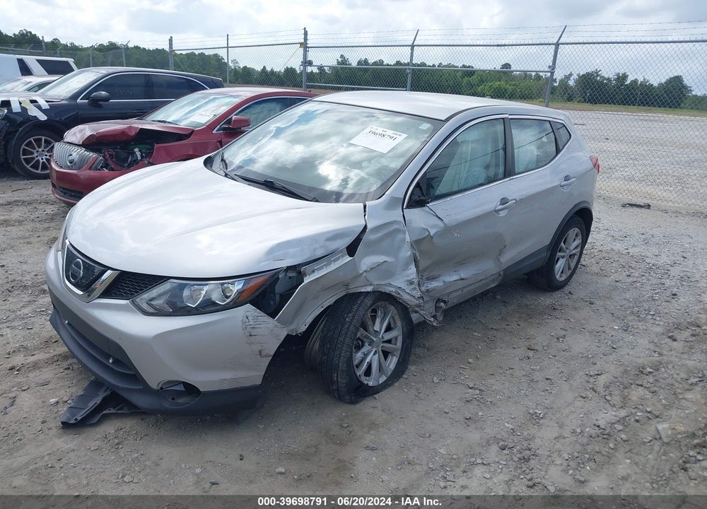 2018 NISSAN ROGUE SPORT S VIN: JN1BJ1CP4JW500510