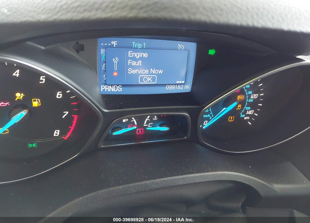 2015 FORD ESCAPE S VIN: 1FMCU0F78FUC32669
