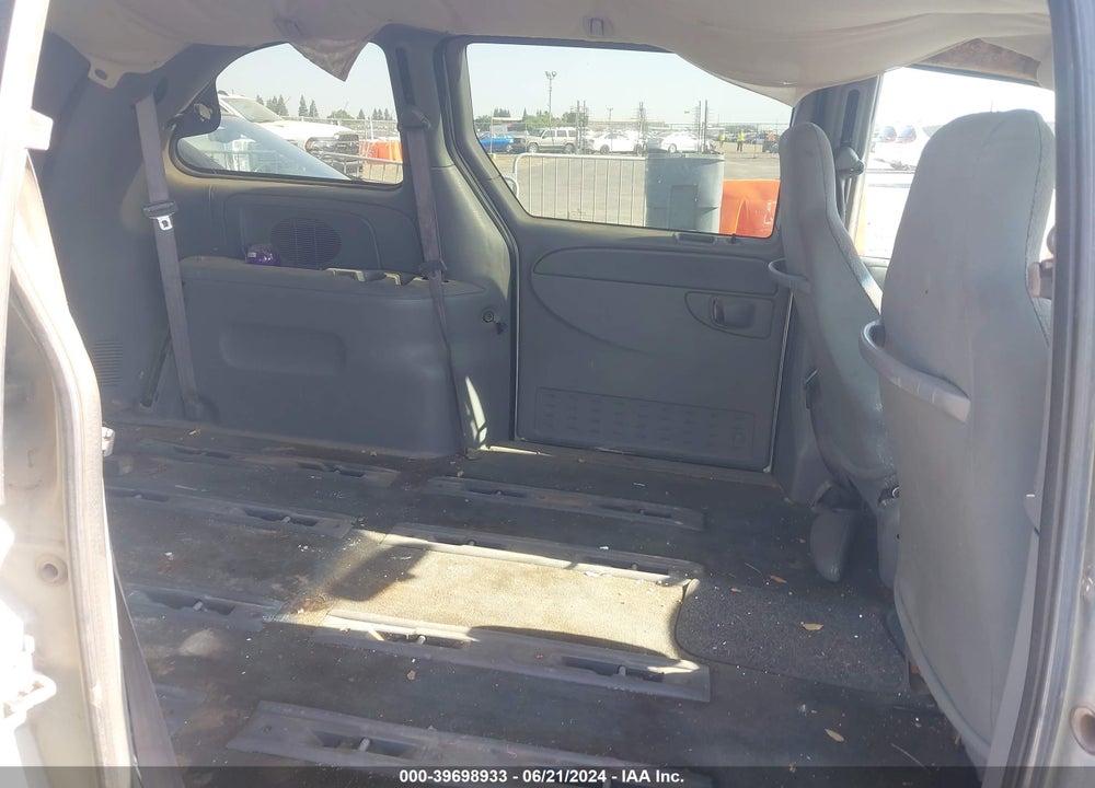 2004 DODGE CARAVAN VIN: 1D4GP45R84B527743