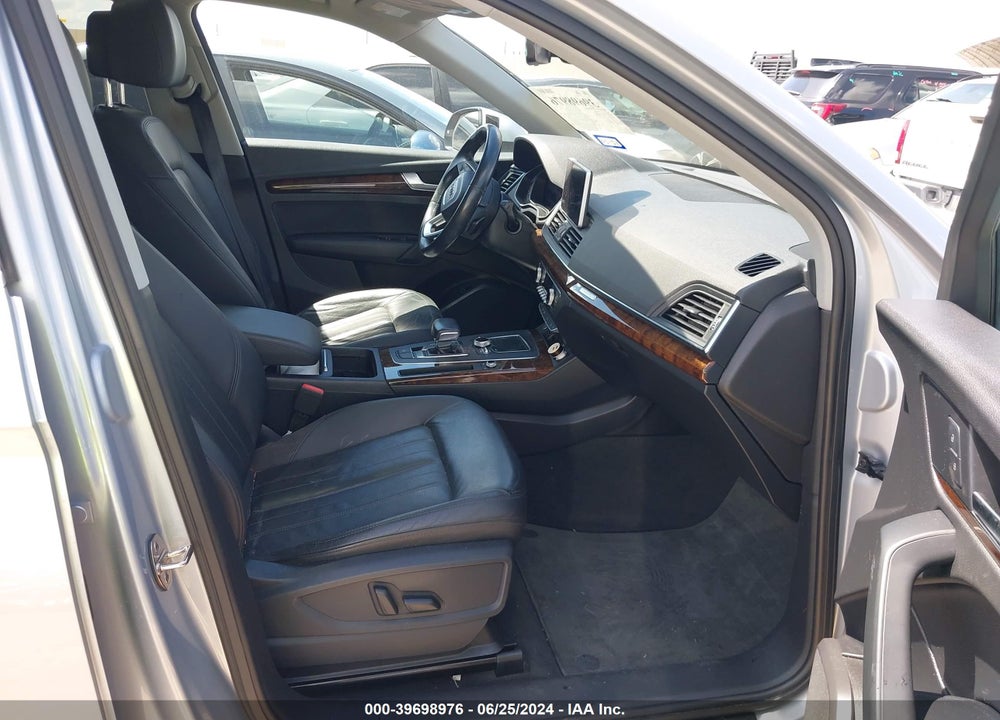 2018 AUDI Q5 2.0T PREMIUM/2.0T TECH PREMIUM VIN: WA1BNAFY4J2103676