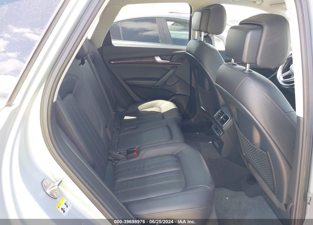 2018 AUDI Q5 2.0T PREMIUM/2.0T TECH PREMIUM VIN: WA1BNAFY4J2103676