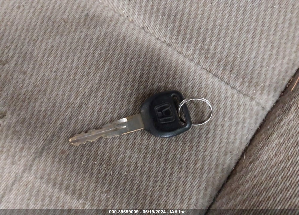 1997 HONDA ACCORD LX VIN: 1HGCD5538VA202797