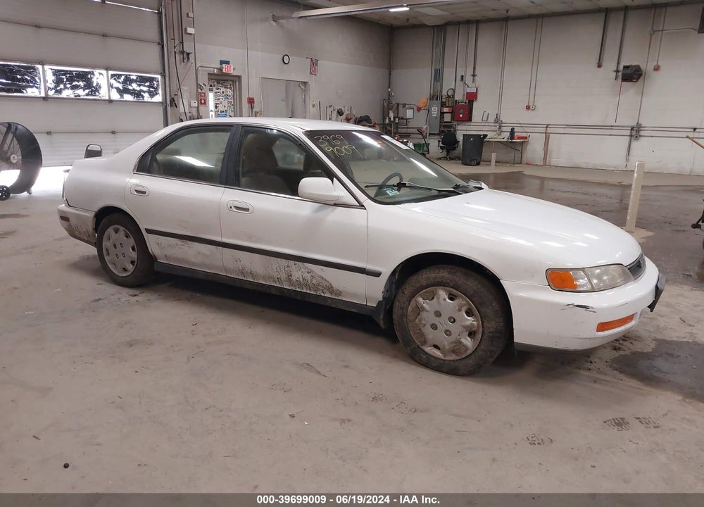 1997 HONDA ACCORD LX VIN: 1HGCD5538VA202797