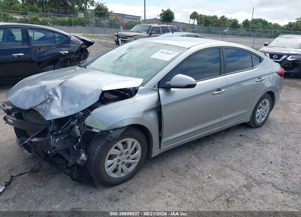 2020 HYUNDAI ELANTRA SE VIN: 5NPD74LF6LH613137